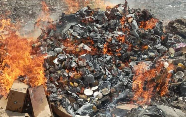 صحة بيئة المنصورة تتلف 3 طن من الأغذية والمشروبات غير صالحة للاستهلاك