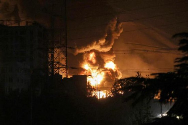 انفجارات قوية وإطلاق نار كثيف بطهران