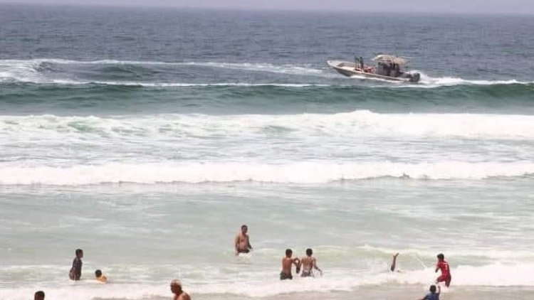 خفر السواحل تتعامل مع حالتي غرق في خاشيم وشرمة بحضرموت ونجاة ثلاثة شبان