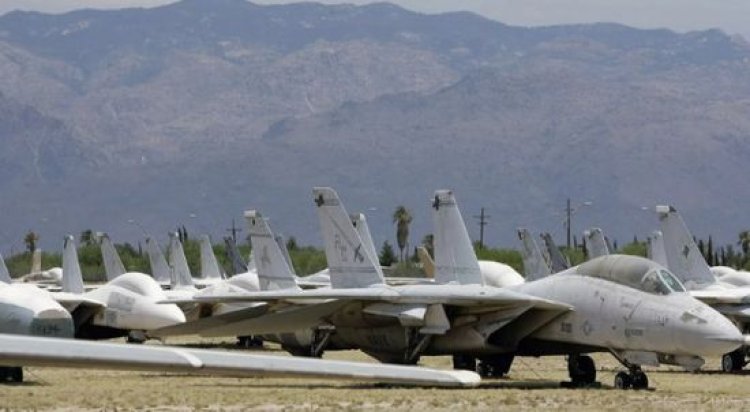 الجيش الإسرائيلي يعلن تدمير 3 طائرات إف 14 وسط إيران