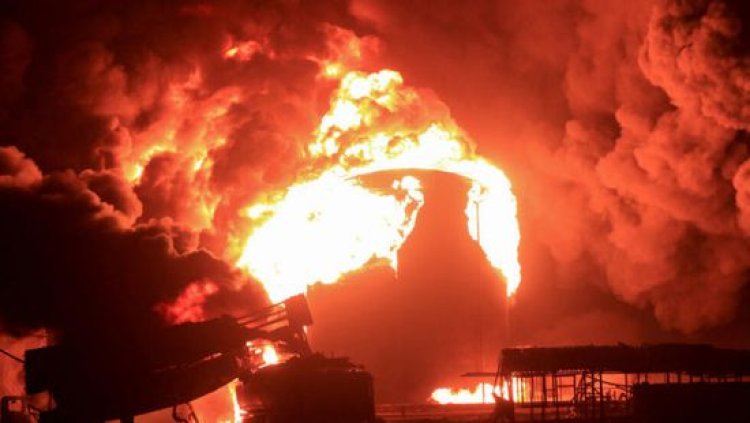 ضربة أمريكية تستهدف 3 مواقع نووية