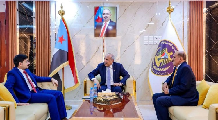 الكثيري يلتقي نائب وزير المياه والبيئة ويؤكد على أهمية تكامل الجهود لمواجهة التحديات