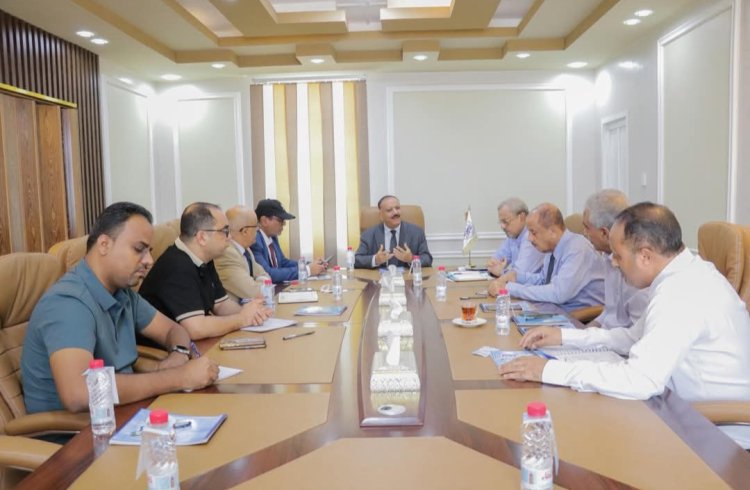 اجتماع برئاسة وزير النقل يناقش ترتيبات تسريع تشغيل رحلات شركات الطيران الخاصة