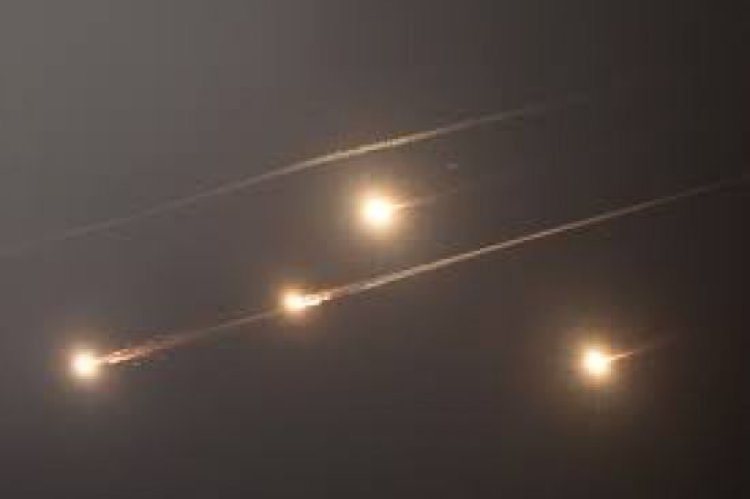 إسرائيل تعلن تنفيذ ضربات ضد أهداف عسكرية بإيران