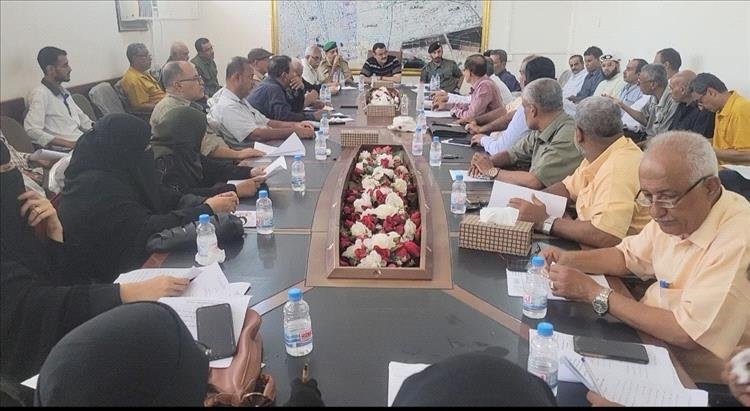 تنفيذي المنصورة يناقش أسباب أزمة الغاز وأعمال حملة فتح الشوارع بمنطقة الدرين