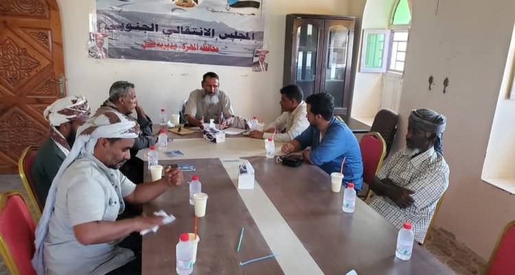 تنفيذية انتقالي قشن تعقد اجتماعها الدوري لشهر يونيو وتناقش الأوضاع الخدمية والمعيشية .