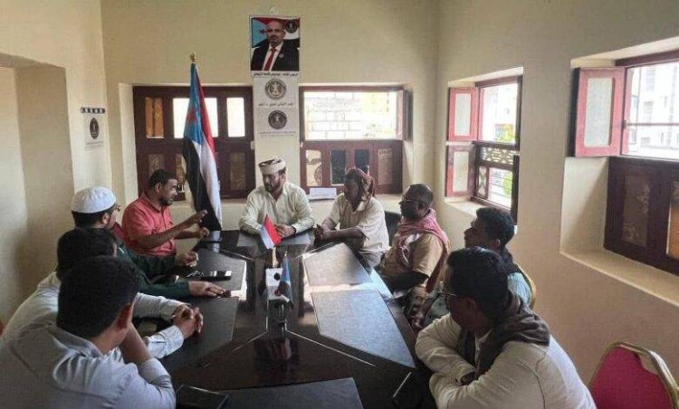 تنفيذية انتقالي الشحر تؤكد على ضرورة التفاعل مع قضايا المواطنين في المديرية