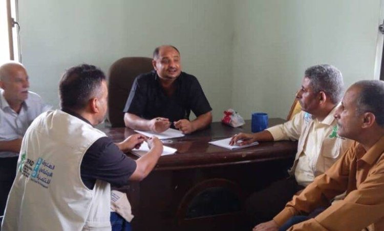 مأمور مديرية الضالع يناقش الاحتياجات الزراعية مع الصندوق الاجتماعي للتنمية