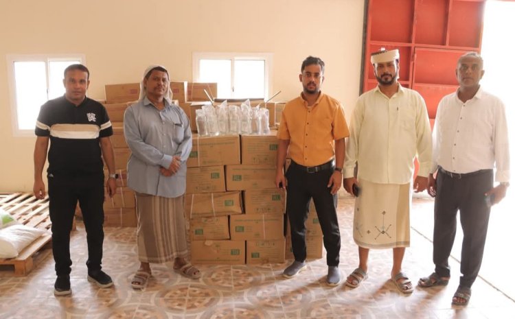 بدعم من الرئيس الزُبيدي.. تدشين توزيع المحاليل الوريدية لمستشفى الشحر العام