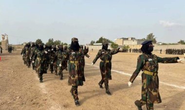 إدارة أمن أبين تشهد تخرج الدفعة الثالثة لقوات الطوارئ