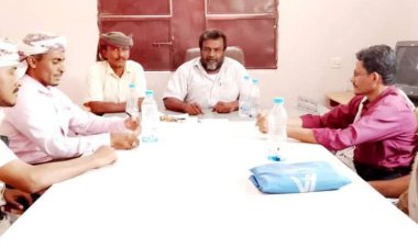 أمين عام المجلس المحلي بمديرية نصاب" يترأس اجتماع لصندوق النظافة والتحسين ويشيد بالجهود المبذولة لتعزيز النظافة والمظهر العام .