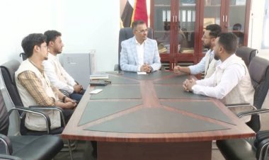 الأمين العام لمحلي حضرموت يناقش التدخلات التنموية للمؤسسة الطبية الميدانية ويشيد بمشاريعها النوعية