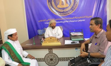 انتقالي وادي وصحراء حضرموت يلتقي بالمنصب جنيد باوزير والشيخ سالم العامري ويؤكد على أهمية وحدة الصف الحضرمي