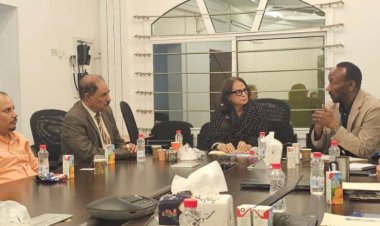 محافظ الضالع يلتقي قيادة مكتب برنامج الأغذية العالمي بعدن لمناقشة دعم الأسر الأشد فقرًا