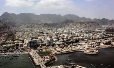 أزمة الغاز المنزلي تضرب العاصمة عدن... خنق يومي واستهداف للاستقرار