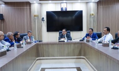 بناء على توجيهات رئيس الوزراء حول مشاركة بلادنا في المنتدى الجمركي لسلامة الغذاء..  الوزير السقطري يوجه بإعداد استراتيجية للصادرات السمكية والزراعية إلى الصين