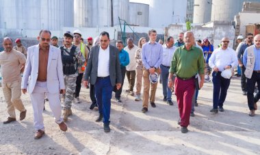 الوزير السقطري ووفد البنك الدولي يتفقدان مشروع إعادة تأهيل مركز الأنزال "الدوكيارد" بعدن