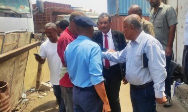 بتكليف من الوزير السقطري.. الوكيل الغتناني يتفقد محطات الحجر النباتي في محافظة عدن