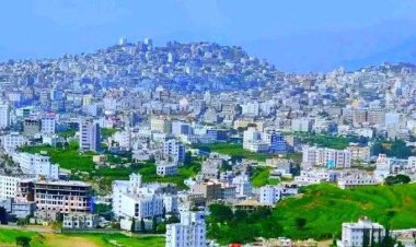 وفاة أربعة أشخاص من أسرة واحد جرفًا بسيول الأمطار في محافظة إب.