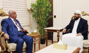 المحرّمي يطّلع على إصلاحات الخدمة المدنية ويوجّه بتسريع صرف العلاوات لموظفي الدولة