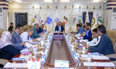 وزير النقل يترأس اجتماع لمجلس الوزارة لمناقشة سير عمل الوزارة والقطاعات والهيئات التابعة لها والانجازات المحققة