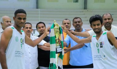 برعاية انتقالي وادي وصحراء حضرموت... وبفارق الأسكور.. البرق بتريم يتوج بطلا لبطولة مواليد 2003 لكرة السلة والوحدة وصيفا