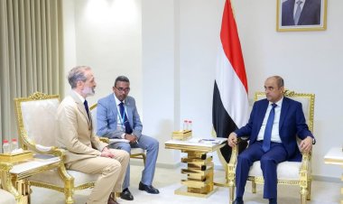 رئيس الوزراء يستقبل المنسق المقيم للأمم المتحدة في اليمن