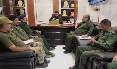 العميد الشوحطي في لقاء أمني موسّع بلحج: الأقلام المأجورة لن تُثنينا.. والعمل الأمني يبدأ بالأخلاق وينتهي بخدمة الإنسان