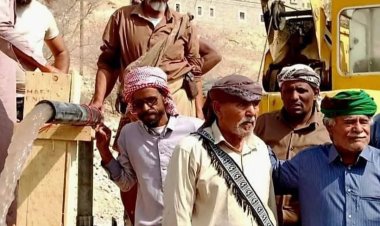 برعاية دولة رئيس الوزراء ومحافظ شبوة.. تشغيل البئر الارتوازي بقرية الثجة في مديرية عرماء