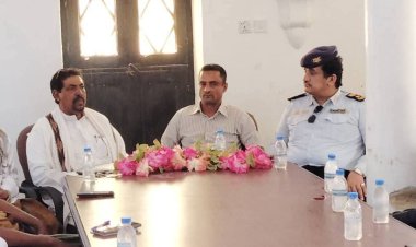 مكتب السياحة والشرطة السياحية بوادي حضرموت ينظمان لقاء مع أرباب المنشآت السياحية بمديرية تريم