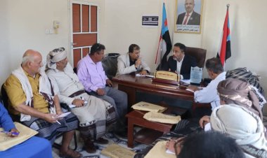 رئيس تنفيذية انتقالي أبين يلتقي رؤساء الهيئات التنفيذية بمديريات المحافظة