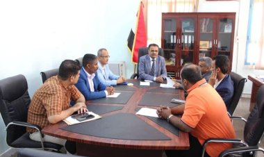 اجتماع طارئ بحضرموت لبحث أزمة الكهرباء وتهديد بظلام شامل خلال ساعات