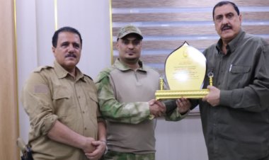 مدير أمن العاصمة عدن يكرّم قائد قوات الطوارئ والدعم الأمني تقديرًا لجهوده الأمنية