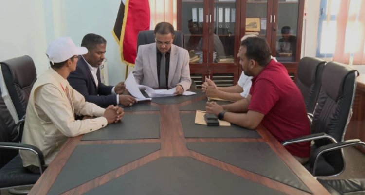 الأمين العام لمحلي حضرموت يطلع على توصيات ورشة "الاستثمار الرياضي ودور الإعلام في مساندته"