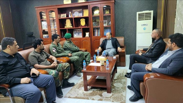 اجتماع بعدن يناقش تعزيز التعاون والتنسيق المشترك لدعم الحملات الرقابية ومكافحة التهريب