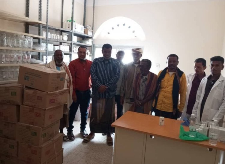 بدعم من الرئيس الزُبيدي.. تدشين توزيع المحاليل الوريدية بالمركز الصحي في ميفع