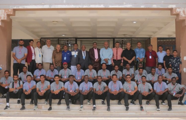 برعاية محافظ حضرموت ..  اختتام ناجح لفعاليات الدورة الآسيوية (C) لمدرّبي كرة القدم بساحل حضرموت