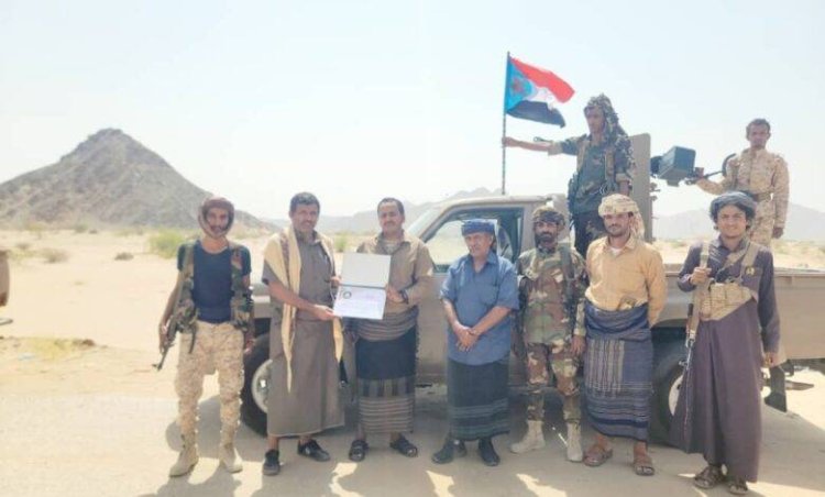 رئيس انتقالي نصاب يتفقد عدداً من مواقع اللواء السادس صاعقة بالمديرية