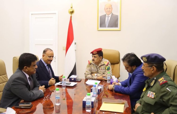 لجنة وزارية تقر عدداً من الإجراءات لتأمين انسياب السلع ووقود الطاقة بين المحافظات