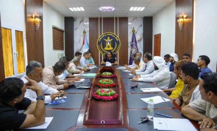 انتقالي العاصمة عدن يقف امام مستجدات الوضع العام في المديريات.