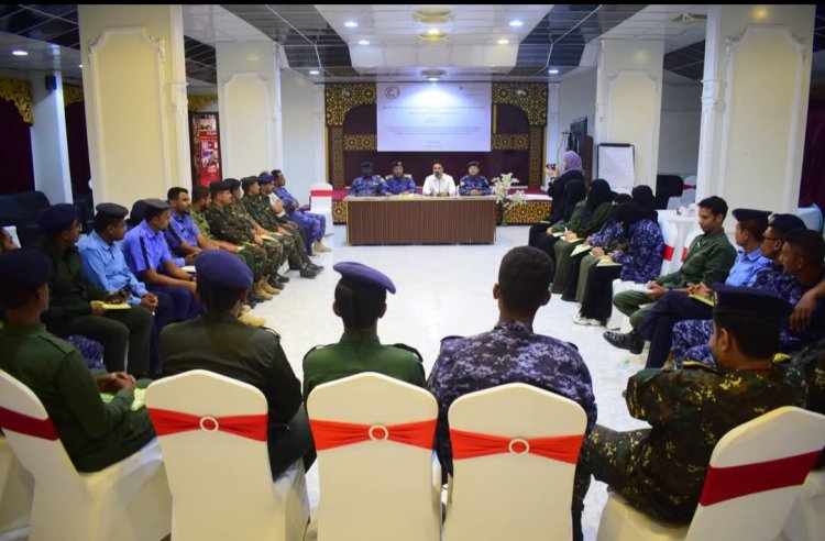 عقد دورة تدريبية بمدينة سيئون حول المعايير الإنسانية أثناء النزاعات لرجال الأمن والشرطة تقيمها منظمة نداء جنيف