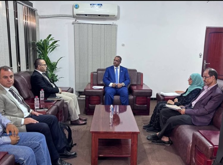 الوزير الزعوري يبحث مع المفوضية السامية بناء القدرات وتطوير أنظمة الحماية الاجتماعية