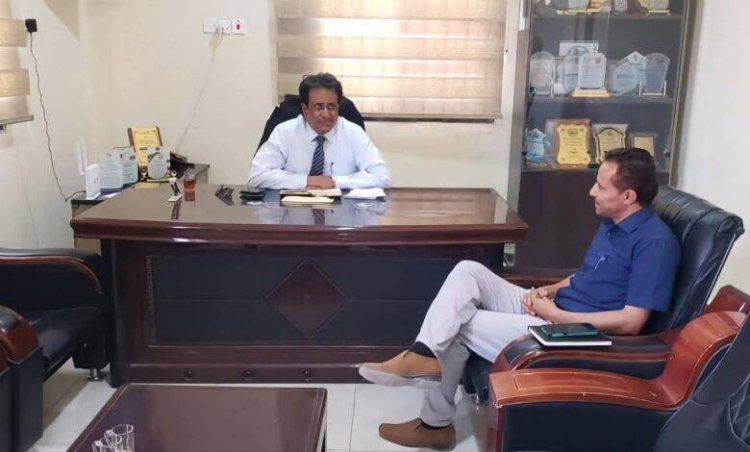 الوكيل الخليفي يناقش مع الوحدة التنفيذية للنازحين مجمل أوضاع النازحين في محافظة شبوة