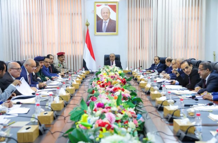 مجلس الوزراء يناقش تطورات الأوضاع الاقتصادية والمالية والخدمية والجهود المنسقة لإحباط مخططات مليشيا الحوثي
