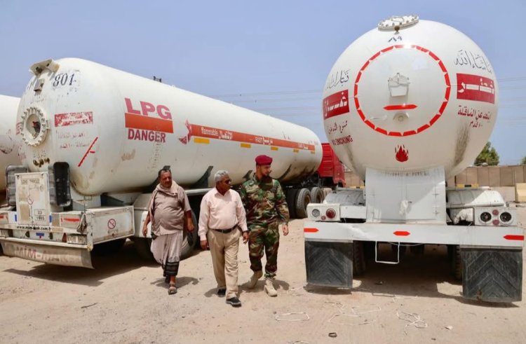 تعميم من مكتب المحرمي يوجه بضبط مقطورات الوقود والغاز غير المرخصة لمنع تسرب المشتقات للسوق السوداء