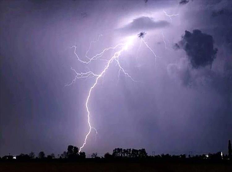 وفاة شاب إثر صاعقة رعدية بالضالع