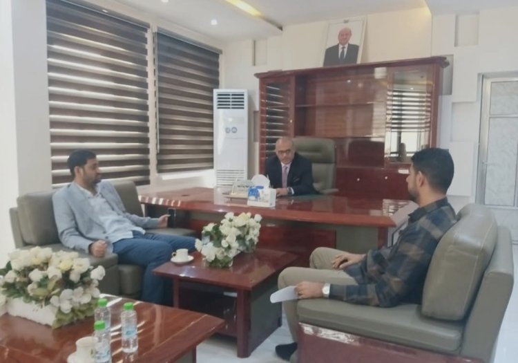 الوزير باذيب يتفقد سير العمل في مؤسسات الاتصالات وتقنية المعلومات بعدن