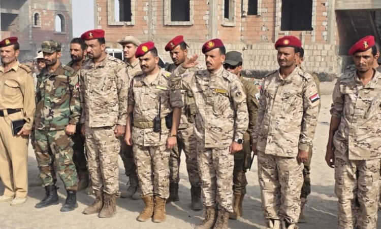 العميد نصر عاطف اليافعي يتفقد جاهزية اللواء السادس دعم وإسناد في محور أبين