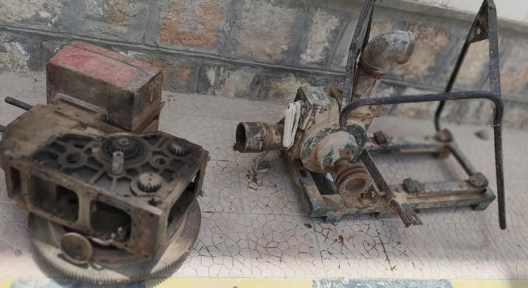 الأجهزة الأمنية بمديرية غيل باوزير تلقي القبض على متهم بسرقة معدات كهربائية بقيمة 36 ألف ريال سعودي