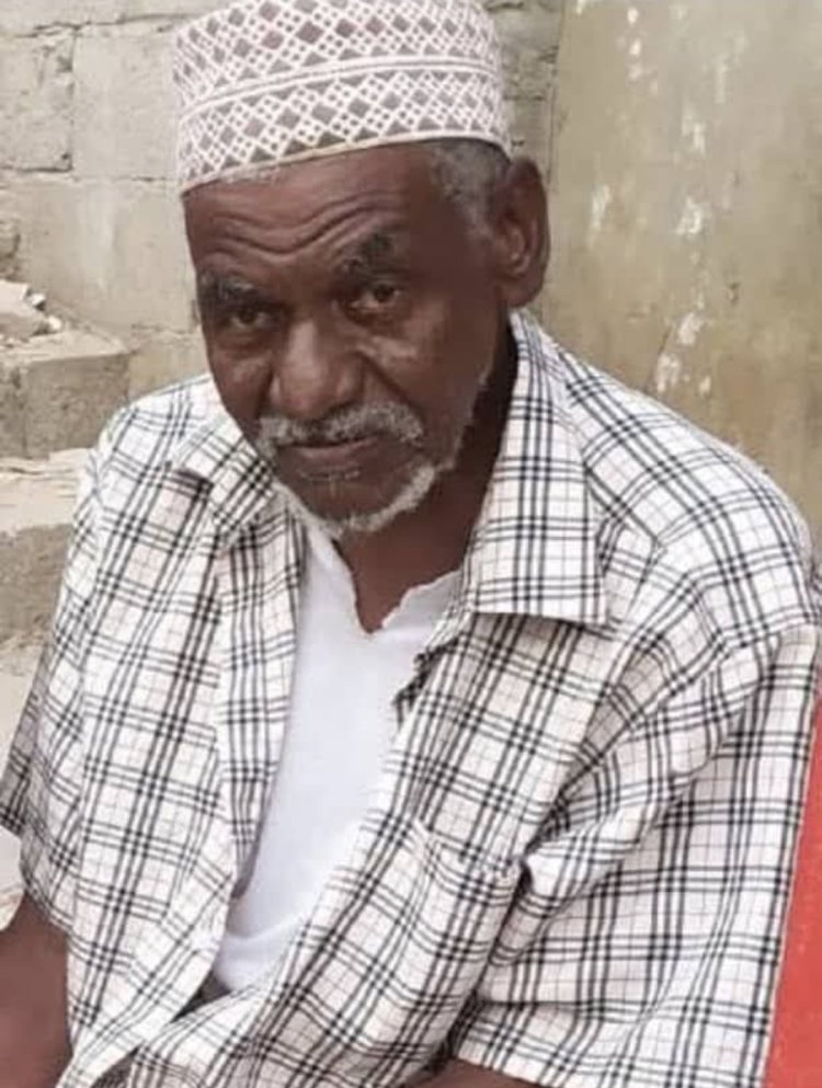 عضو مجلس القيادة الرئاسي البحسني يعزي في وفاة الشخصية الرياضية والعسكرية الكابتن عوض خميس بامؤمن